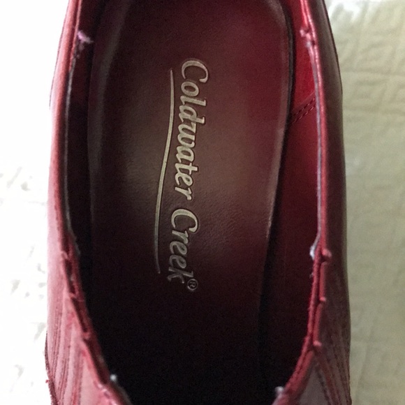 Boots - Picture 3 of 7